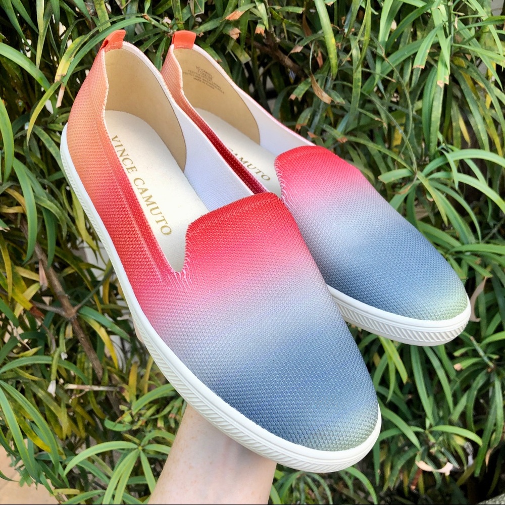 NWOT Vince Camuto Sunset Knit Slip ons 7.5